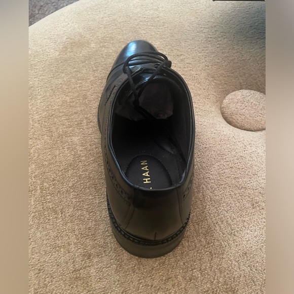 BRAND NEW COLE HAAN BLACK BUCKLAND CAP OXFORDS - Picture 3 of 6